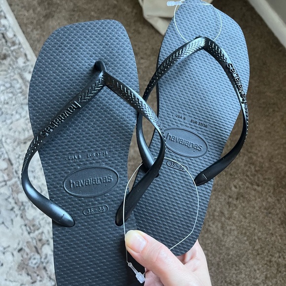 Havaianas Slim Square Flip Flops (NWT) - Picture 4 of 6
